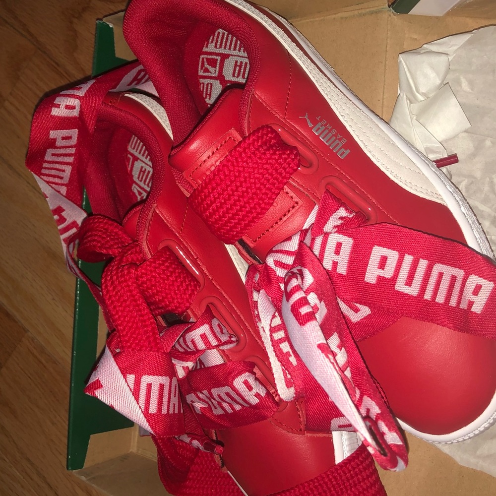 Puma Sneakers